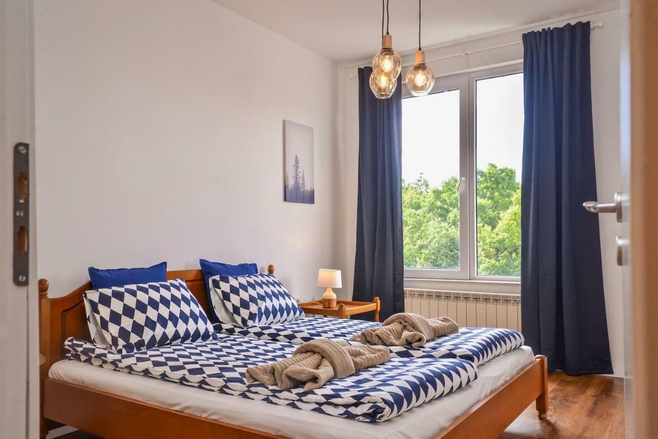 South Park, Vitosha View, 2-Bdr, 2-Bthr Apartment By Flat Mаnager Sofia Esterno foto